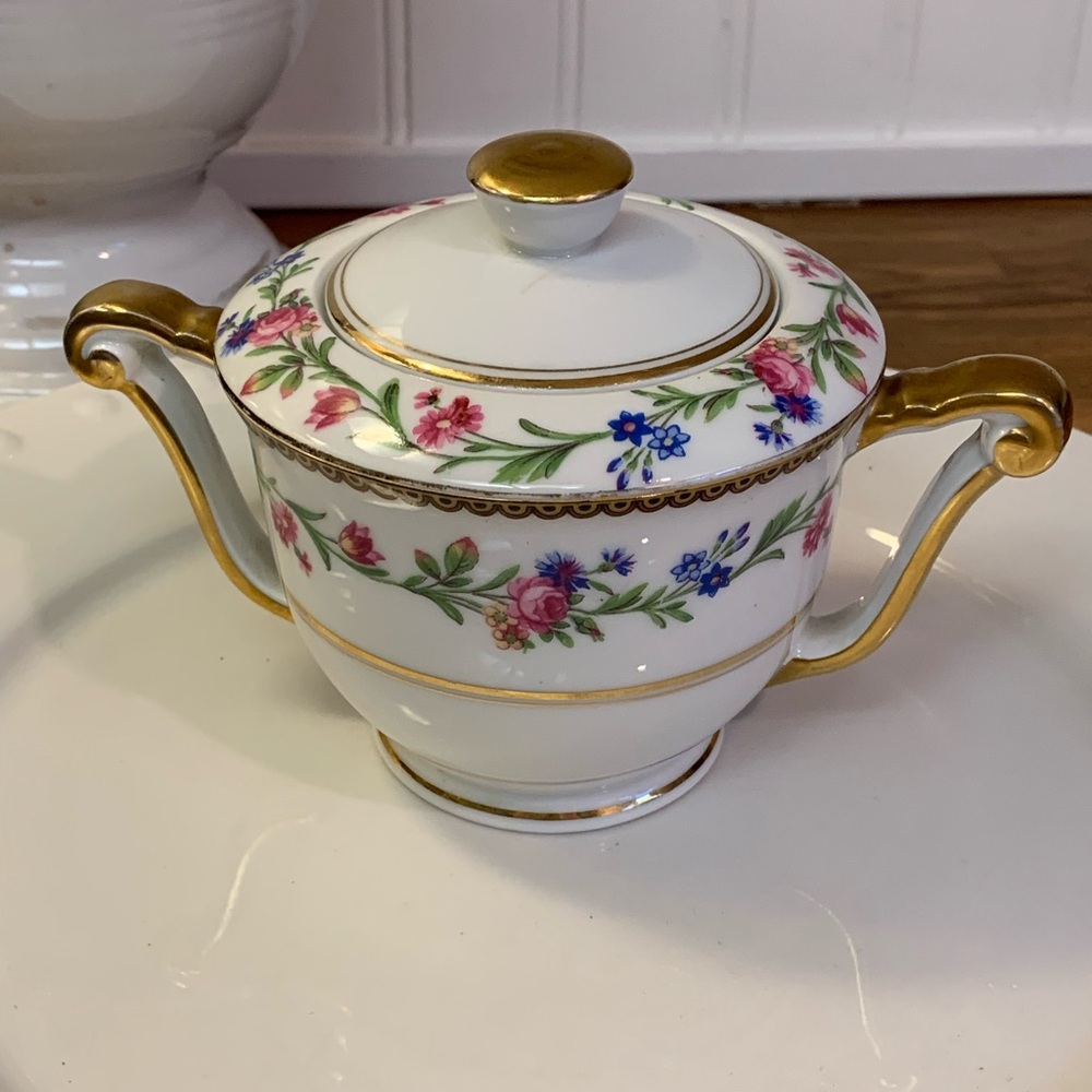 Raynaud Limoges Sugar Bowl & Lid